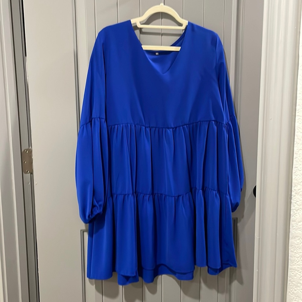 Long sleeve blue dress